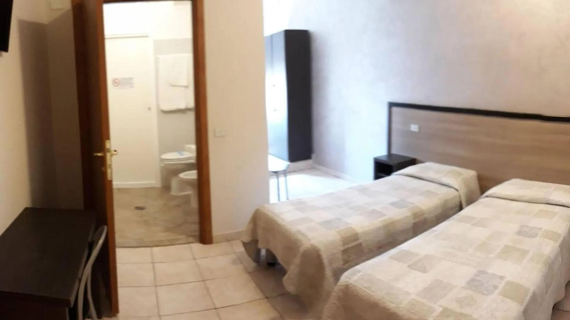 Hotel Salus Milan 0*,