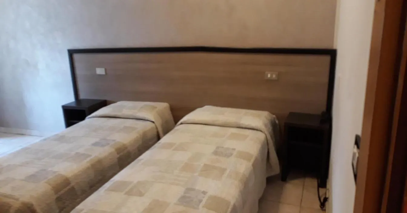 Hotel Salus Milan 0*,  Italy